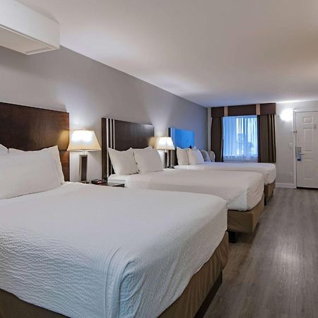 Travelodge By Wyndham Kamloops Mountview Bagian luar foto